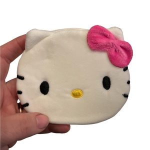 Hello Kitty plush coin purse with key chain